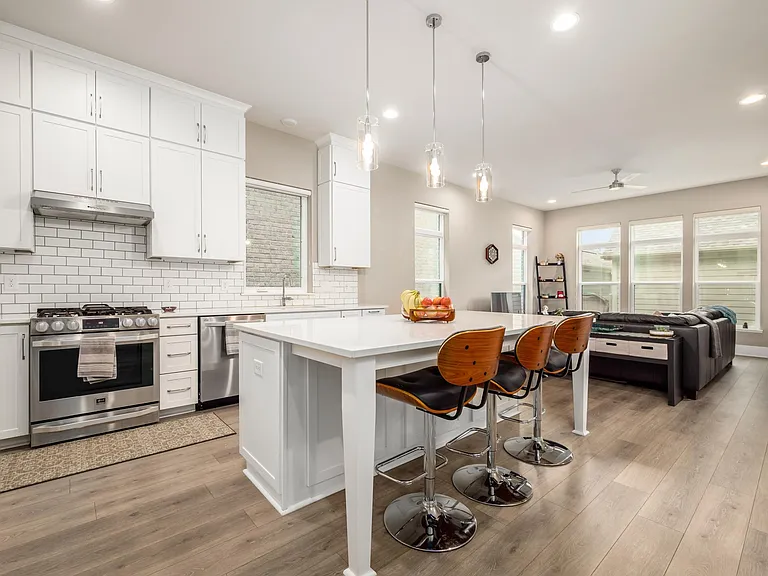 Large island with pendant lights