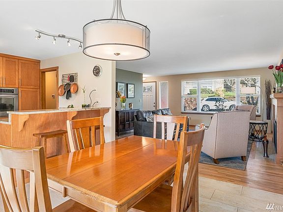 Living room, dinning room and kitchen 