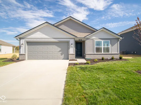 1114 Fleming Dr, Greenfield, IN 46140