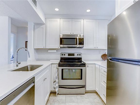 5th image of 4895 Bonita Beach RD #103
