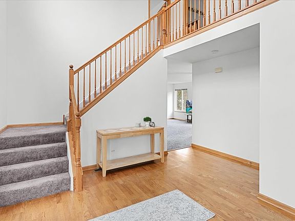 2nd image of 418 Terrace Ln