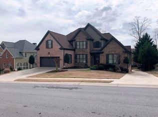 2015 Democracy Dr, Buford, GA 30519