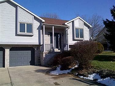 2nd image of 1006 Chinaberry Ct
