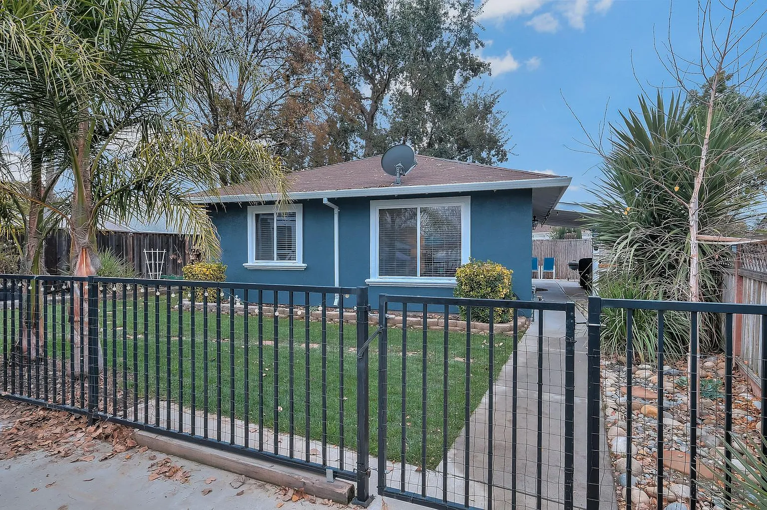 4367 Cherry Blossom Way photo 1