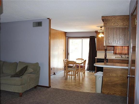 1405 S. Pine St. Holden MO 64040