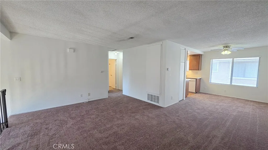Building Photo - 1016 Bennington St #B