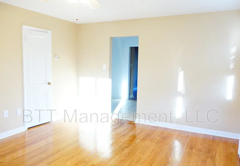 8203 Garland Ave #4 — Photo 55