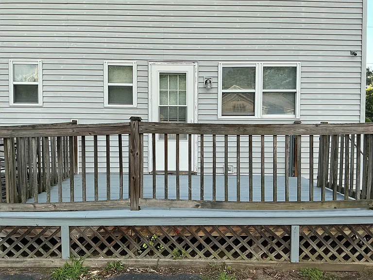 32 Knickerbocker St #32 — Photo 3