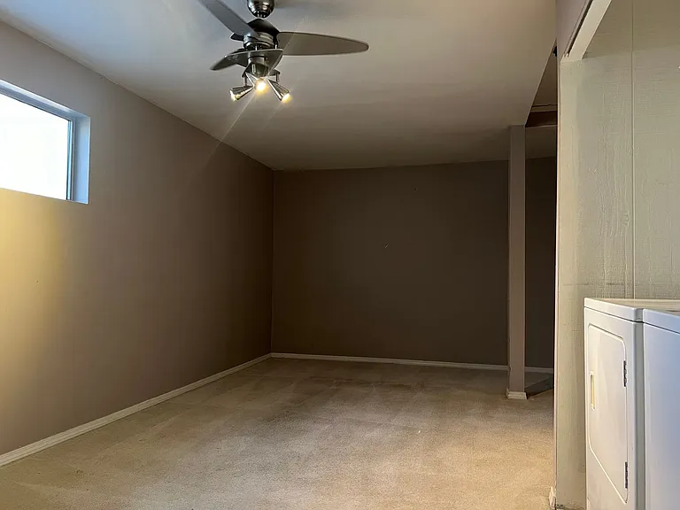 400 Atkins Rd — Photo 6