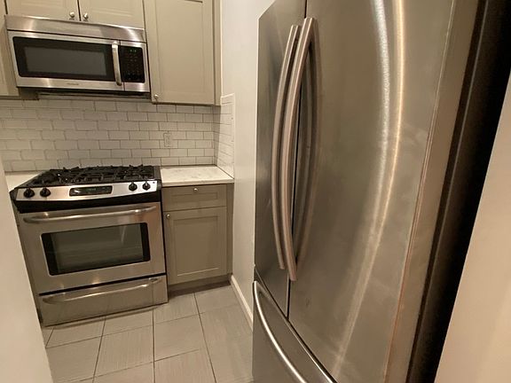 2nd image of 215 E Broadway #3