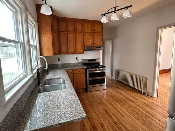 1608 Van Buren Ave, Saint Paul, MN 55104