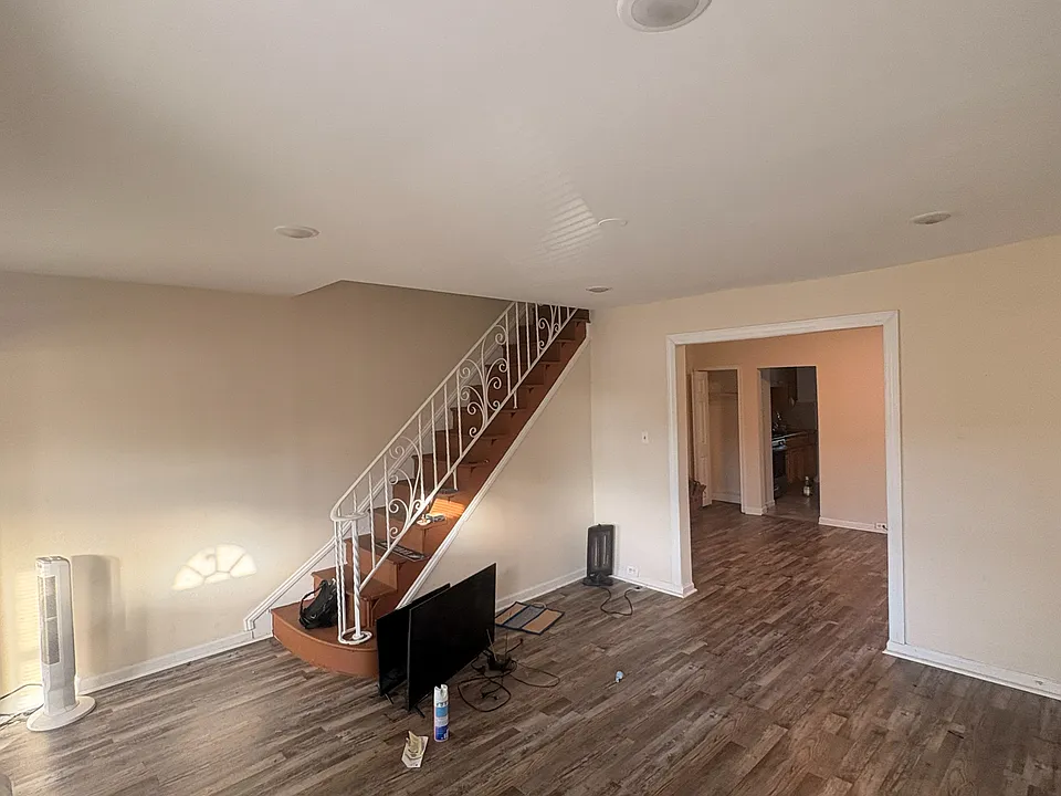 7409 Torresdale Ave