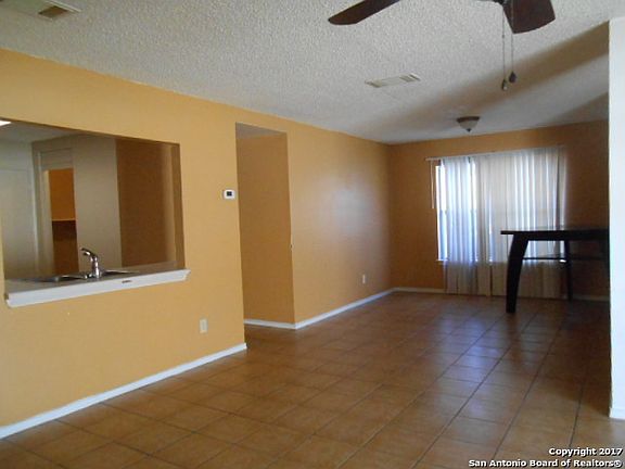 3rd image of 6839 Canary Meadow Dr