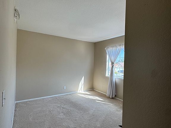 5th image of 836 Stonehenge Ct