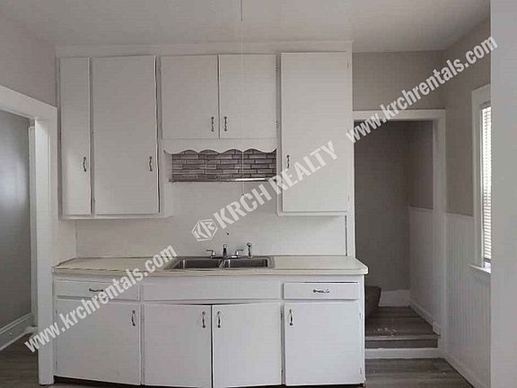 5th image of 11622 Lenacrave Ave