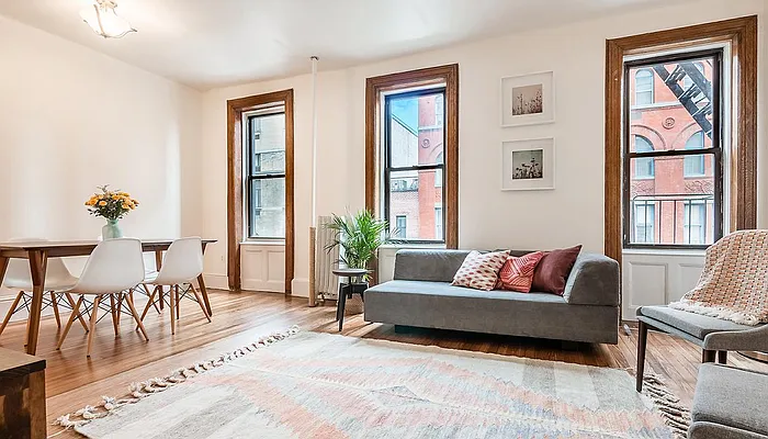 Sold by Real Direct | media 10