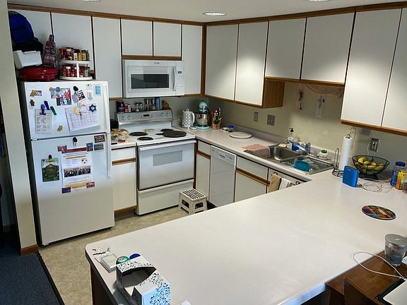 5th image of 609 Oak St SE #3-9
