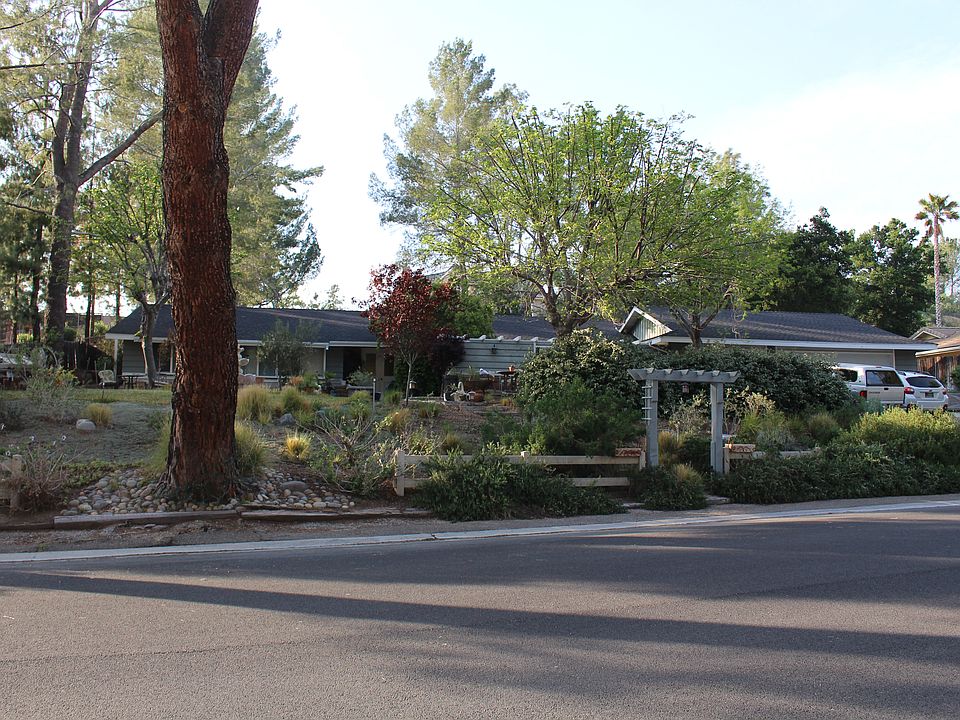1st image of 27491 Clearlake Dr