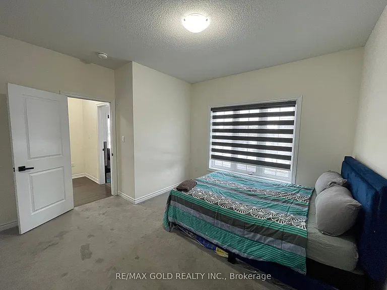 537 Veterans Dr — Photo 25
