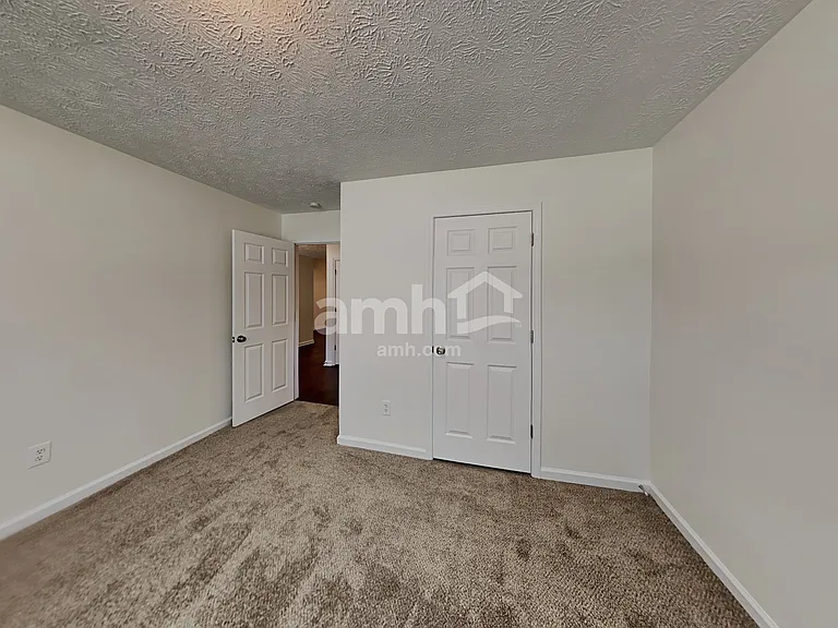 149 Waters Edge Dr — Photo 15
