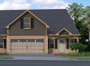 505 Niblick Cir, West End, NC 27376