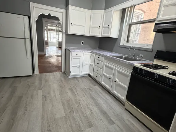 5527 Greenway Ave, Philadelphia, PA 19143