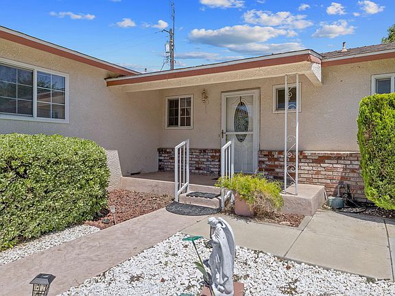 5th image of 4909 E Fillmore Avenue