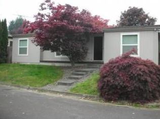 11686 Falcon Ct NE, Aurora, OR 97002