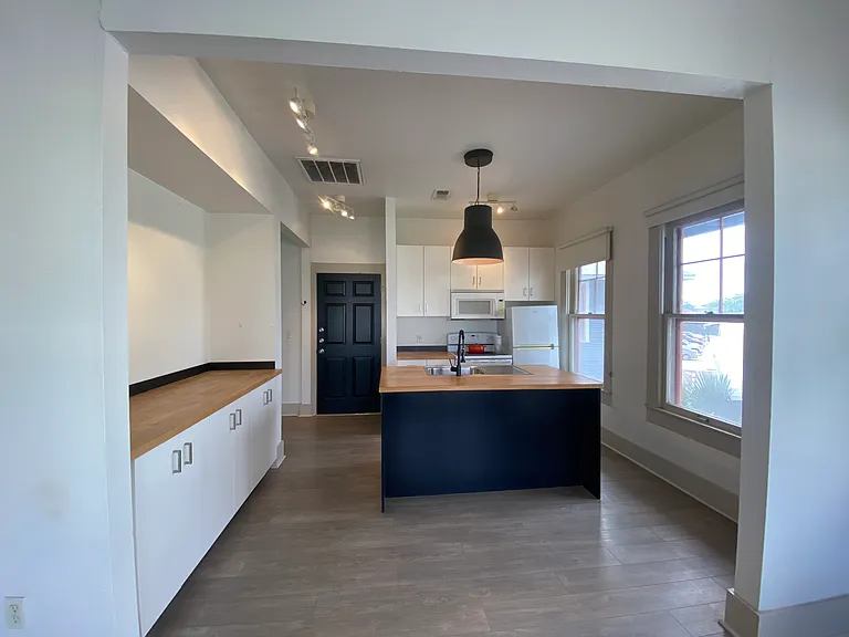 502 Eager St #7 — Photo 15