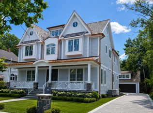 18 E North St, Hinsdale, IL 60521