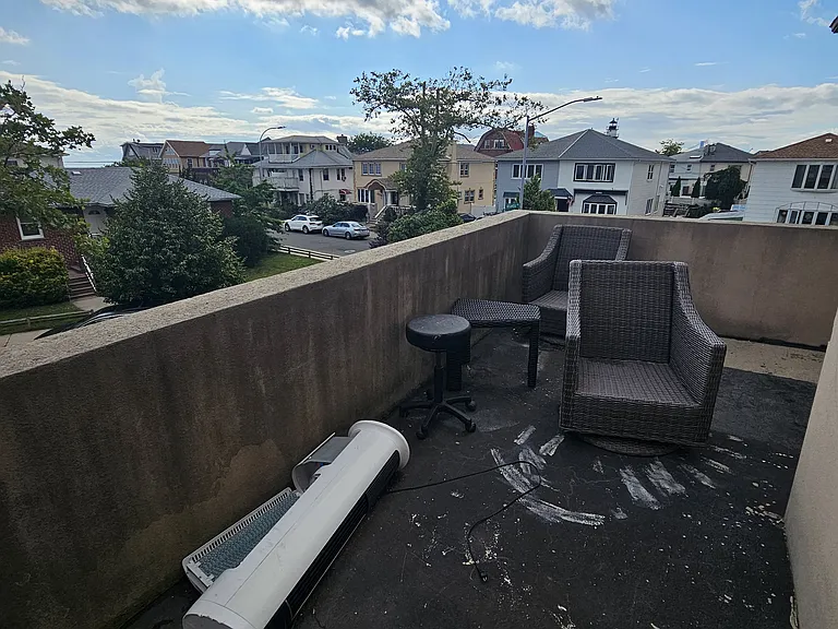 4417 Atlantic Ave #2 — Photo 8