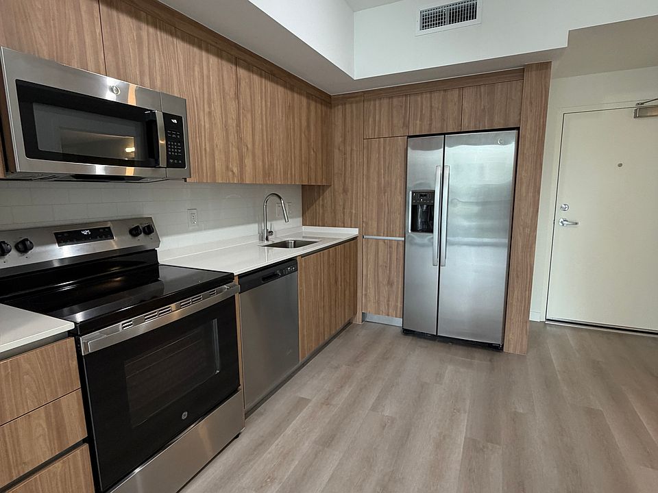 1st image of 61 NW 162nd St #B
