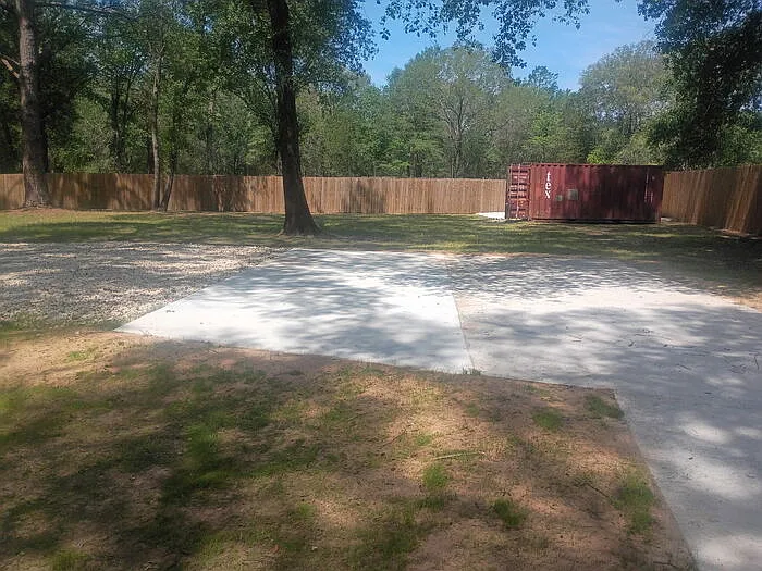 738 Old Pin Oak Rd — Photo 34