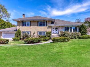 14 Phillips Brooks Rd, Westwood, MA 02090