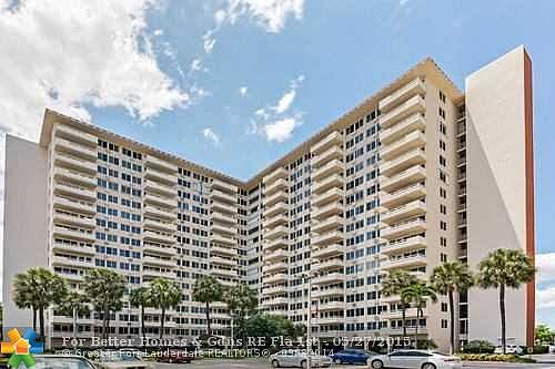1st image of 3233 NE 34th St APT 215