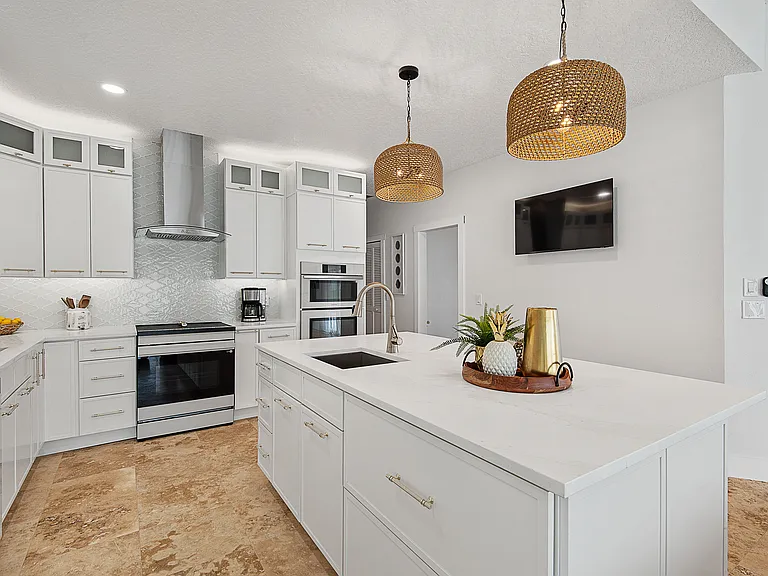 10 Castle Ct — Photo 38