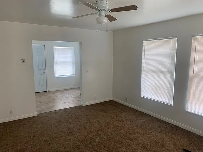 213 Oildale Dr #A-C — Photo 5