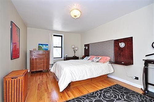 4th image of 6035 Broadway APT 8J