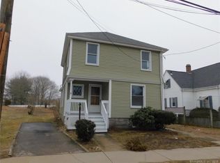 22 Washington St, Pawcatuck, CT 06379
