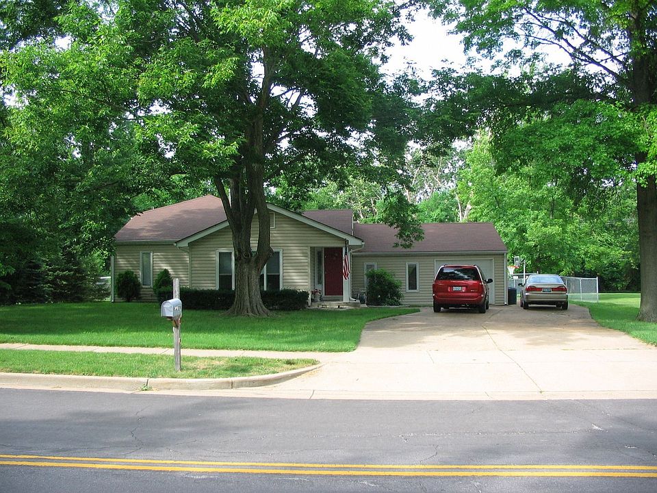 1st image of 229 Hillsdale Dr