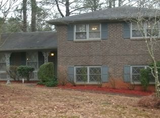 872 Holly Hedge Rd, Stone Mountain, GA 30083