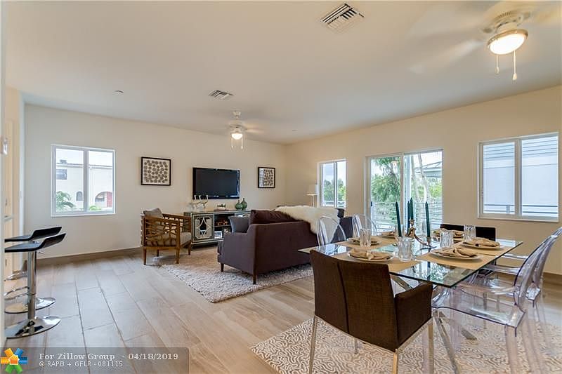 1st image of 605 NE 28th St APT 4