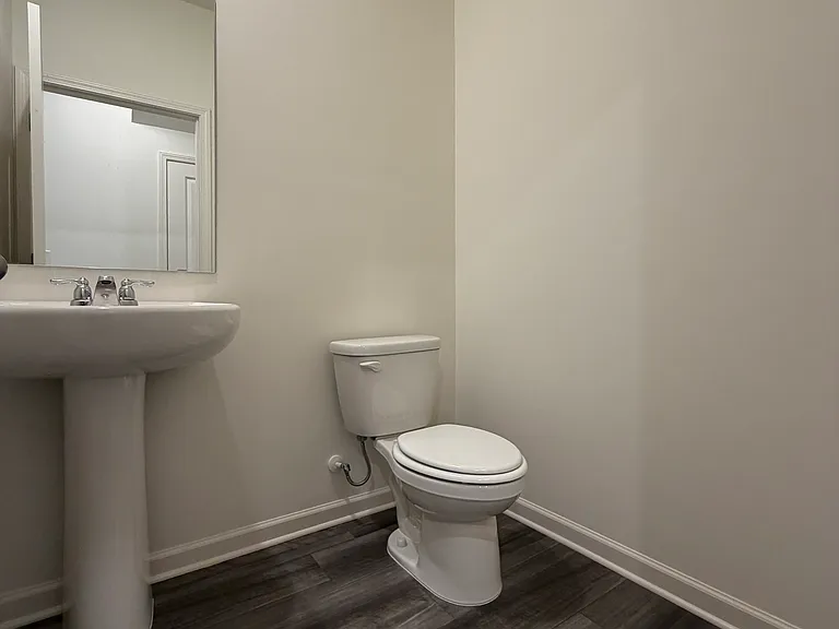1204 Fagiolo St — Photo 10