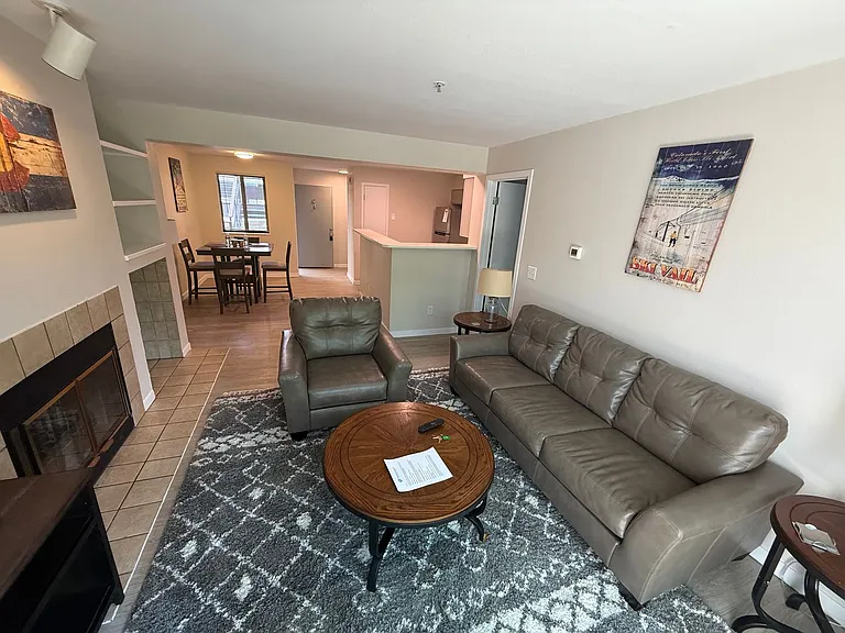 812 Walnut St #C — Photo 1