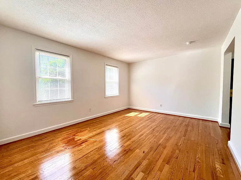 2115 Suitland Ter SE #202 — Photo 7