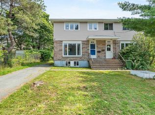 236 Roleika Dr, Dartmouth, NS B2X1M6