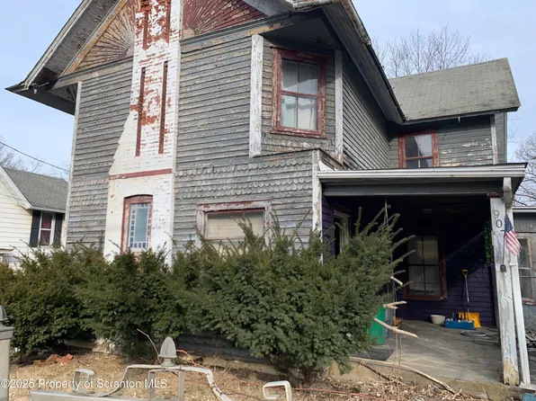 907 S Main St, Towanda, PA 18848