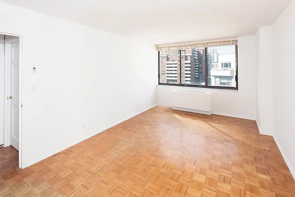 Sold by Stribling | media 13