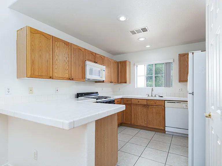 10553 Pine Glen Ave #205 — Photo 11