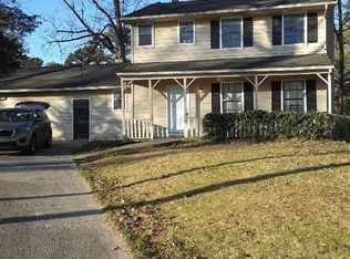 2042 Battlement Ln, Riverdale, GA 30296